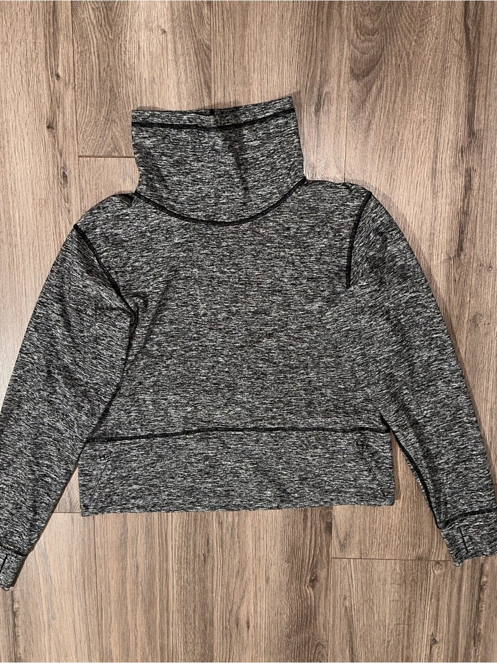 Lululemon Gray Sweatshirt Funnel Neck Women’s Active Wear Pullover